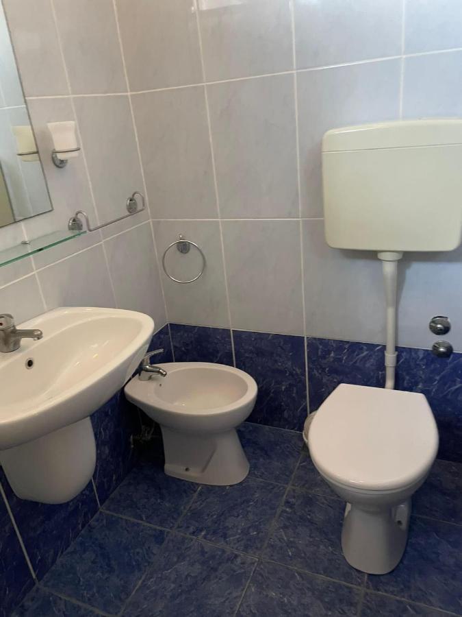 צ'סנטיקו Hotel Vera מראה חיצוני תמונה